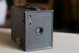 Brownie (camera) - Wikipedia